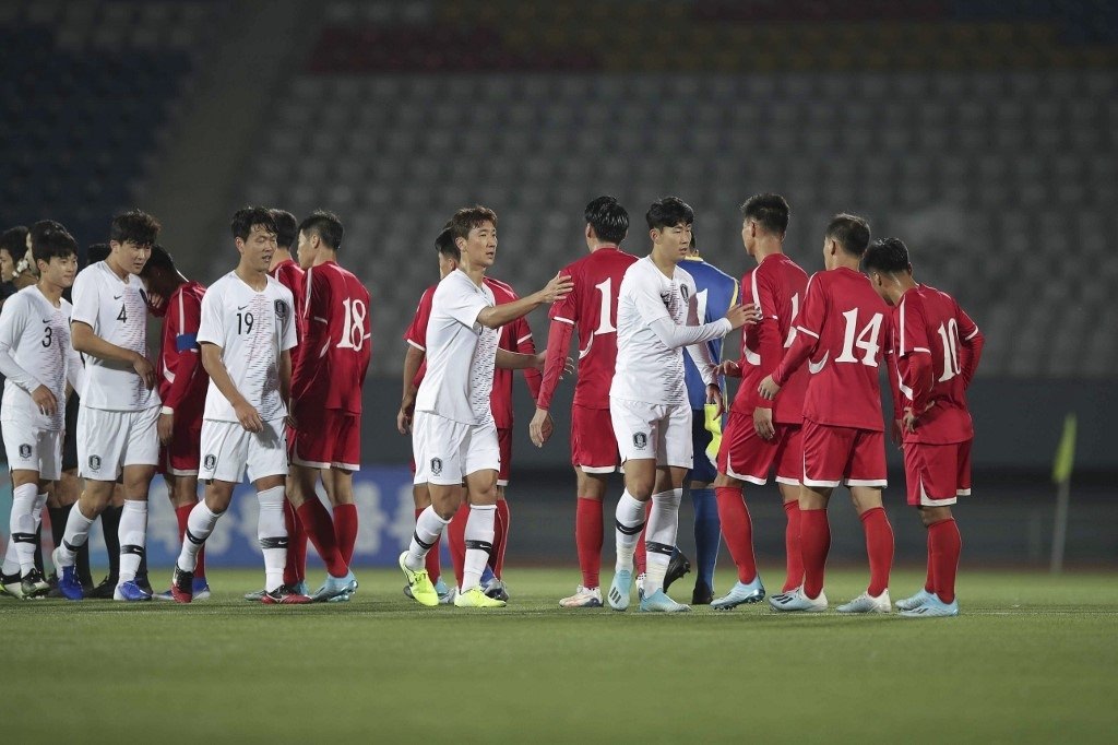 Футбольный матч между двумя Кореями остается под вопросом