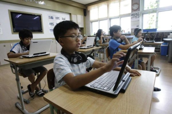 Переход школ на цифровые технологии уже реальность